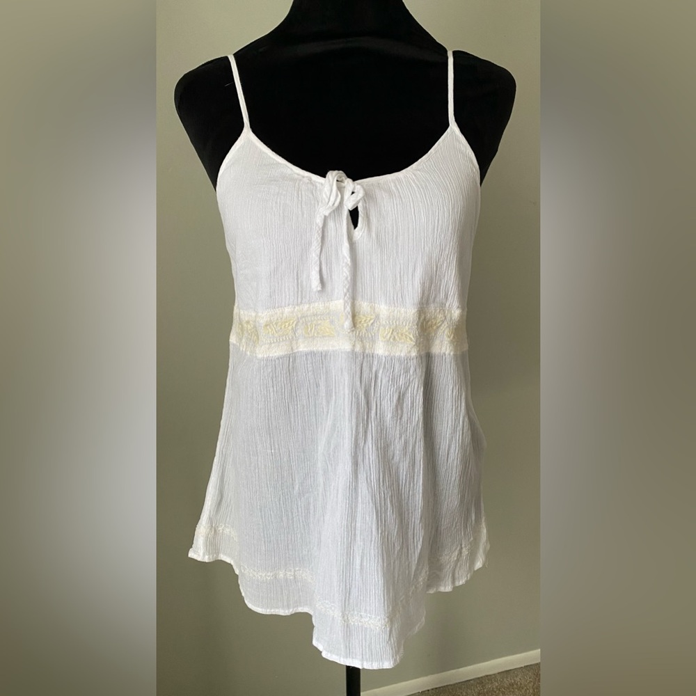 Vintage GAP White Gauzy Tie Front Top
